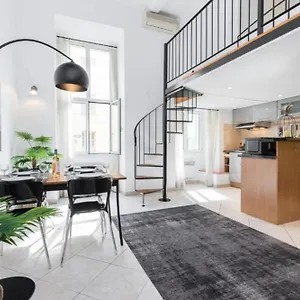  Apartment Massena 2 - Great Location Massena Square With Ac